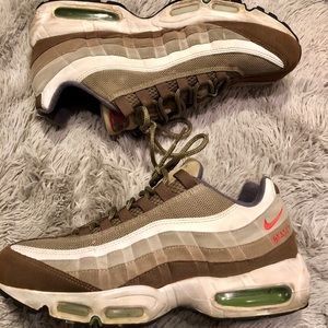 Men’s 9.5 Custom Air Max 95